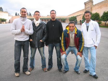 salut c rachid avec mes amis